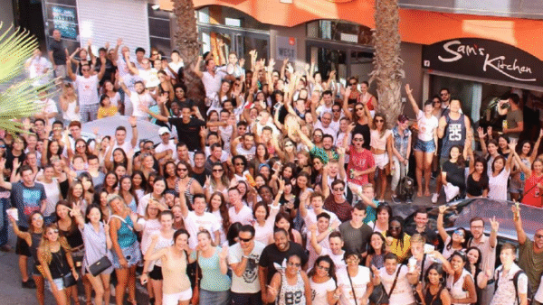 English Language Course A Level